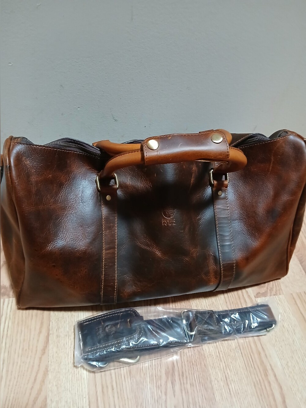 Rustic Town Men's Leather Travel Duffel Bag